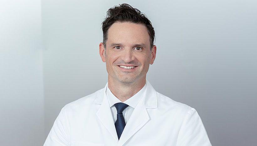 Dr. med. Nicholas Waughlock (neu)