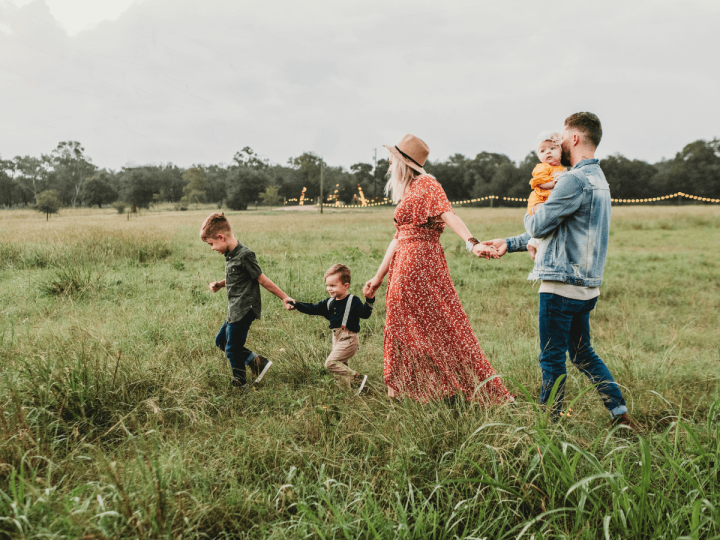 Erfahrungsbericht: Brustkorrektur (Vergrösserung/Straffung) nach 3 Schwangerschaften, C.E. | 35-jährig