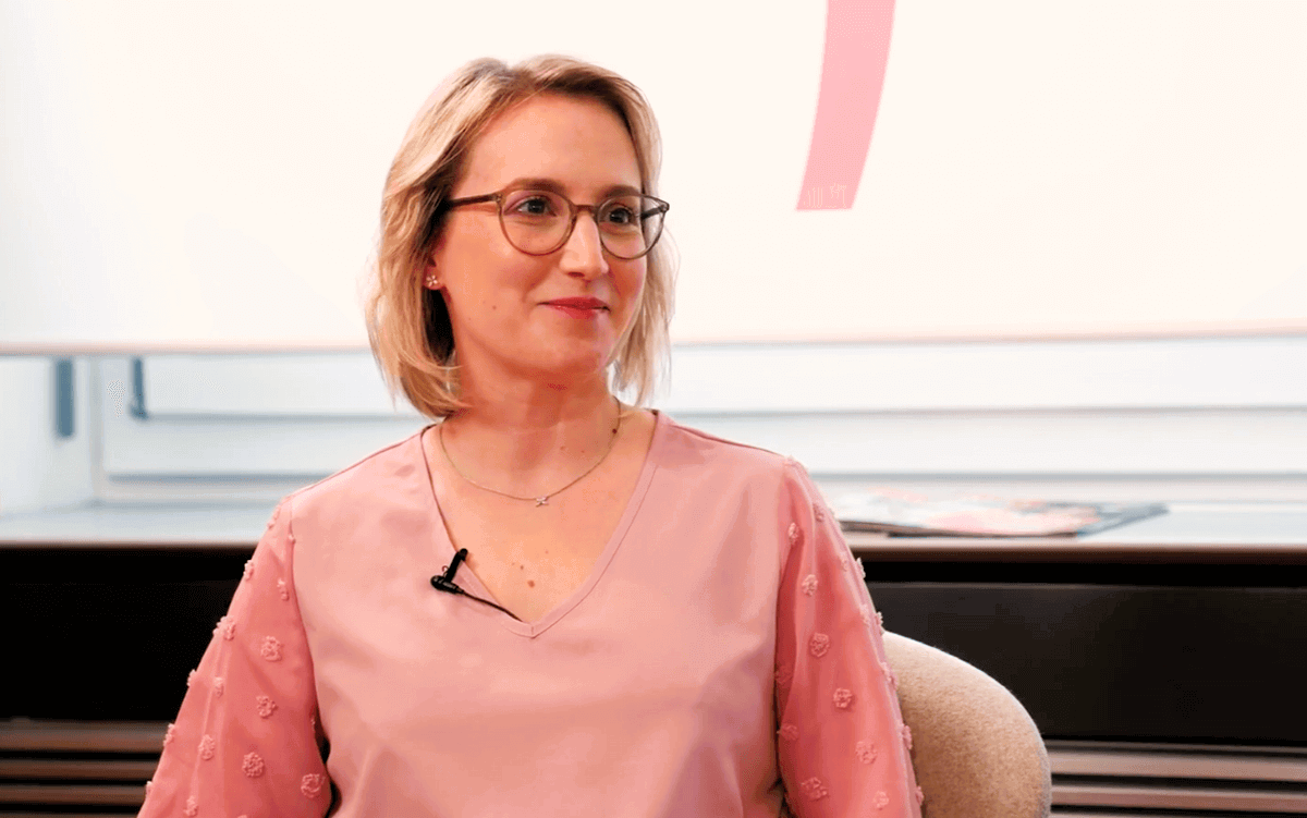 isabel-p-erfahrungsbericht-brustvergroesserung-implantat-eigenfett-breast-atelier-zuerich